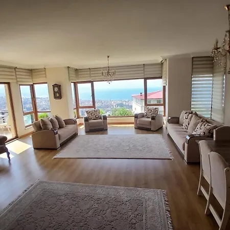 빌라 Nur 트라존